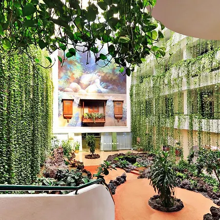 أتش10 تابورينت بلايا Breña Baja