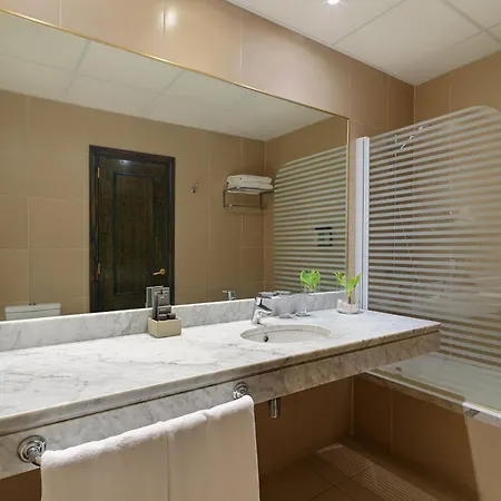 فندق أتش10 تابورينت بلايا 4*