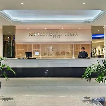 H10塔布恩特海滩酒店 下布雷尼亚