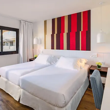 H10塔布恩特海滩酒店 4*