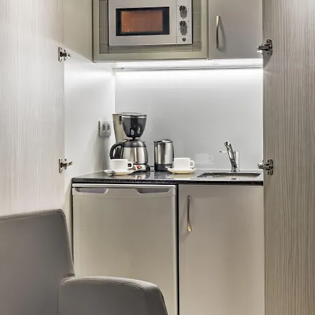 أتش10 تابورينت بلايا فندق