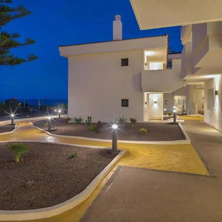 酒店 H10塔布恩特海滩酒店 4*