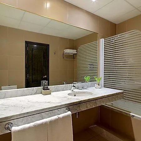 H10 Taburiente Playa 4*
