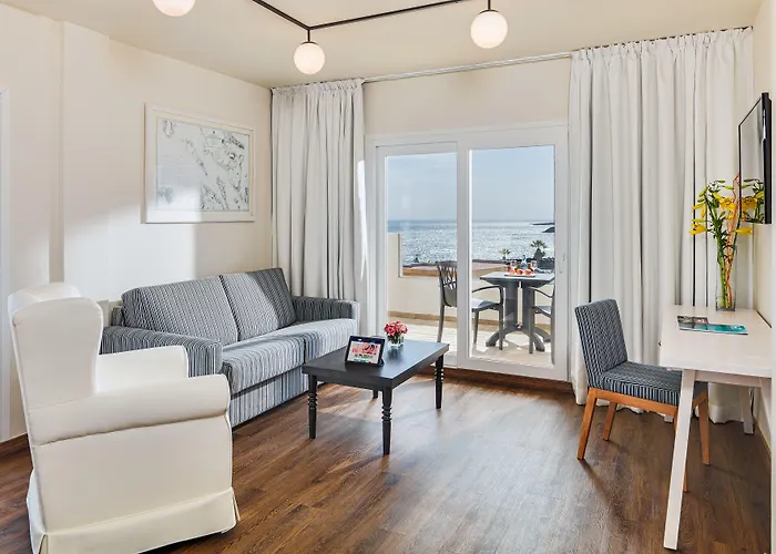 H10 Taburiente Playa Брения-Баха